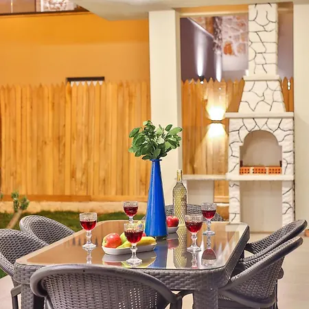 Villa Seral *