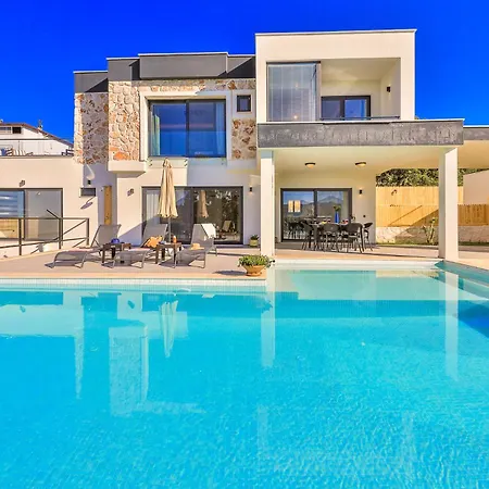Seral Villa Kas